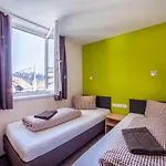 Rutsche Vandrerhjem *